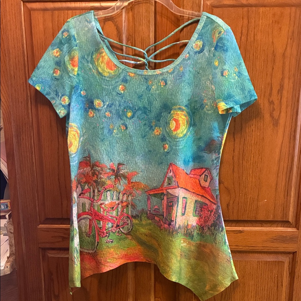 Vibrant Ellen Negley short sleeved blouse . Size M